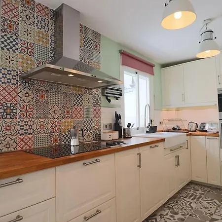 Holiday home Adosado Familiar Enebros *